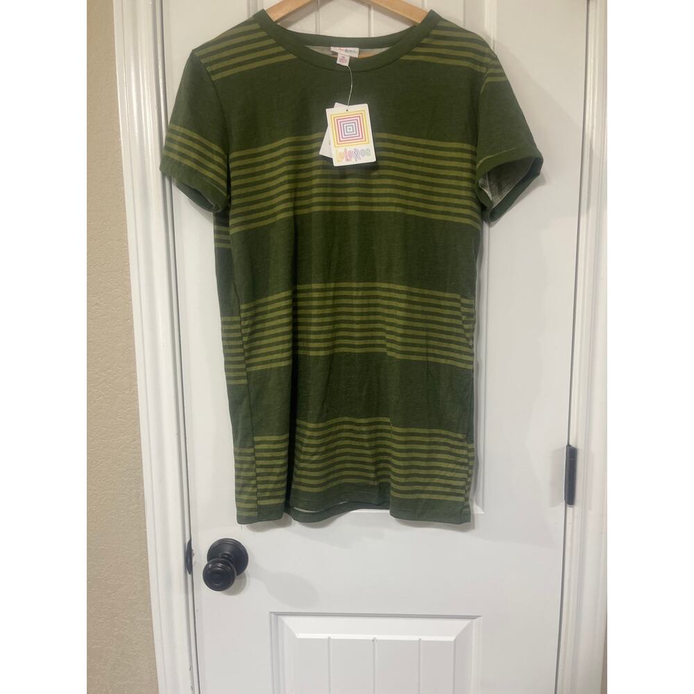 Green Lula Roe shirt